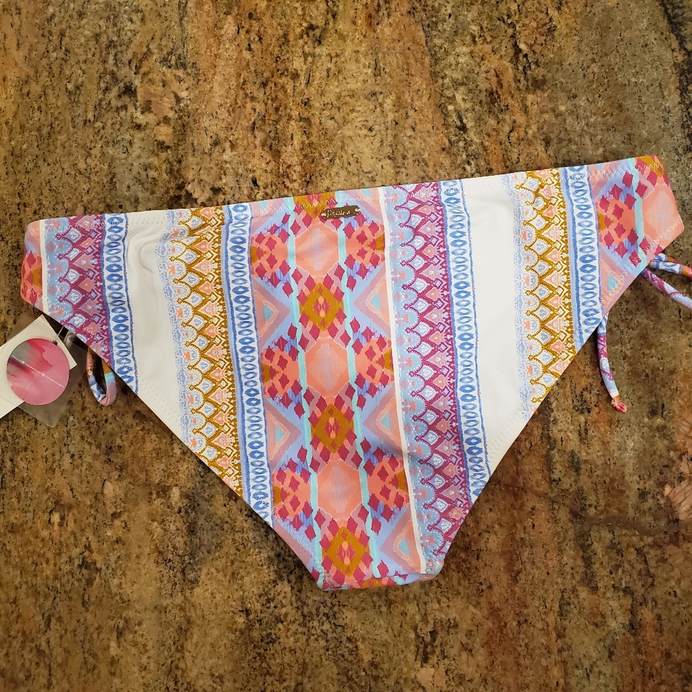 Raisins NWT Sweet Pea Bikini Bottoms